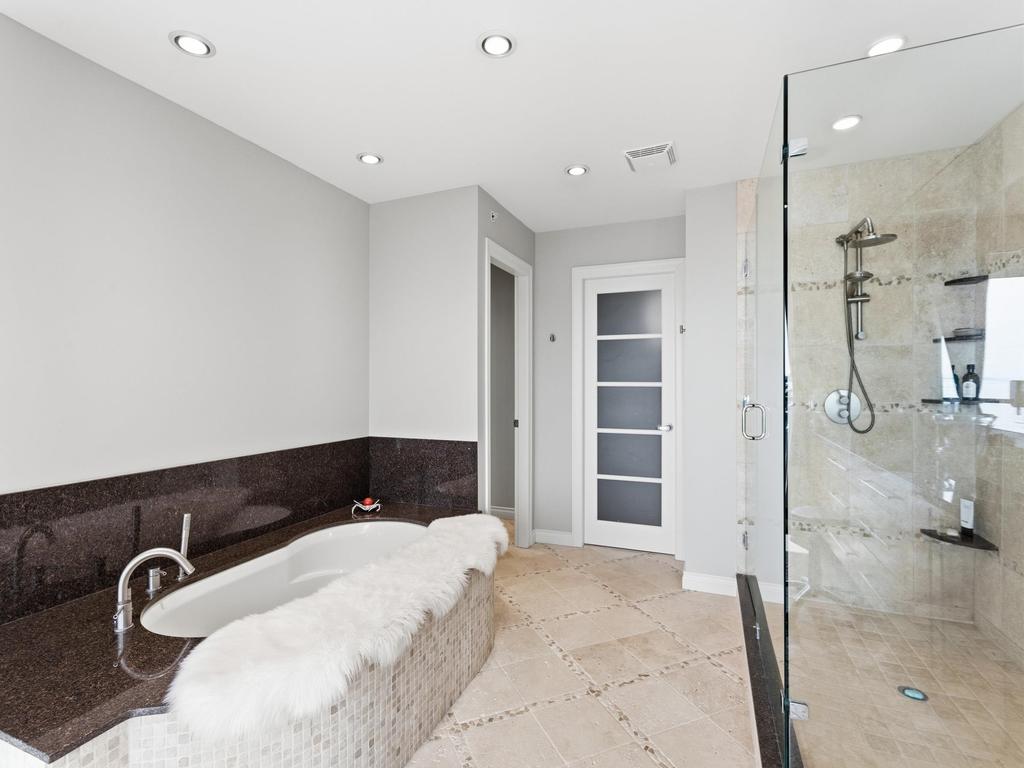 Listing Image for R3105645