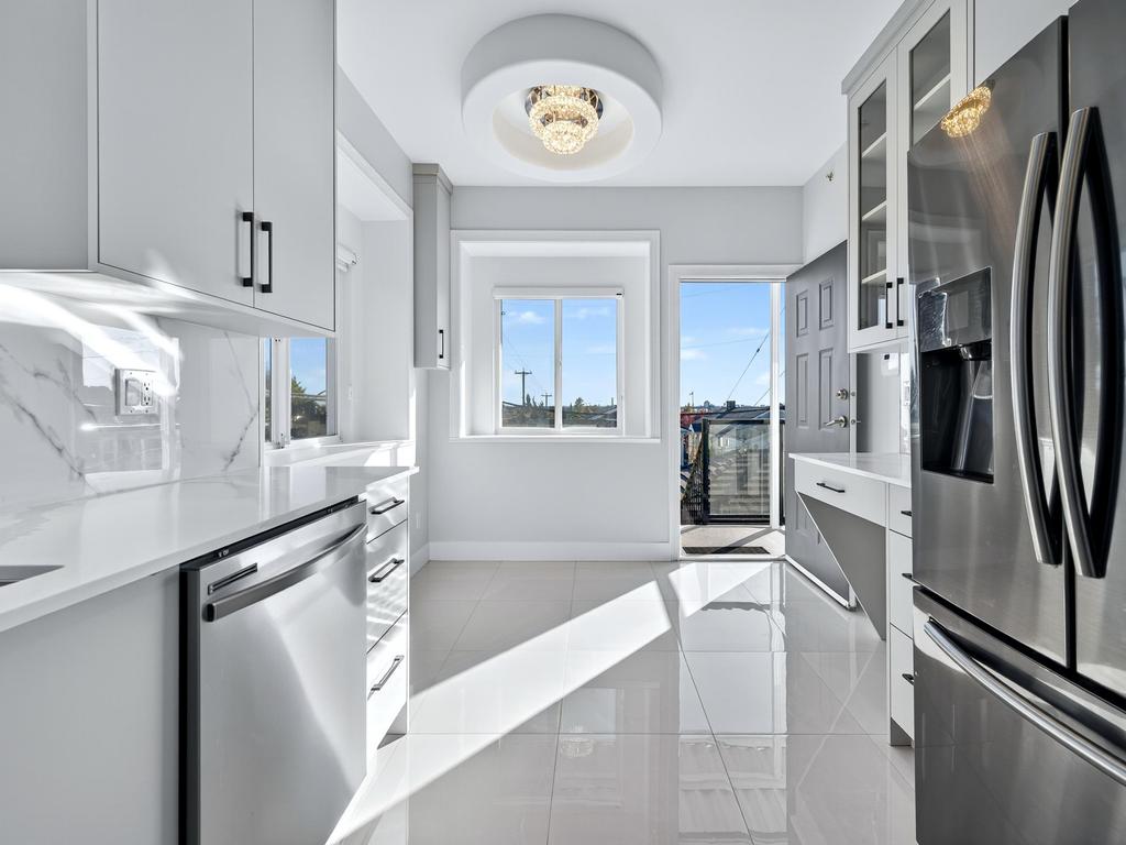 Listing Image for R3105646