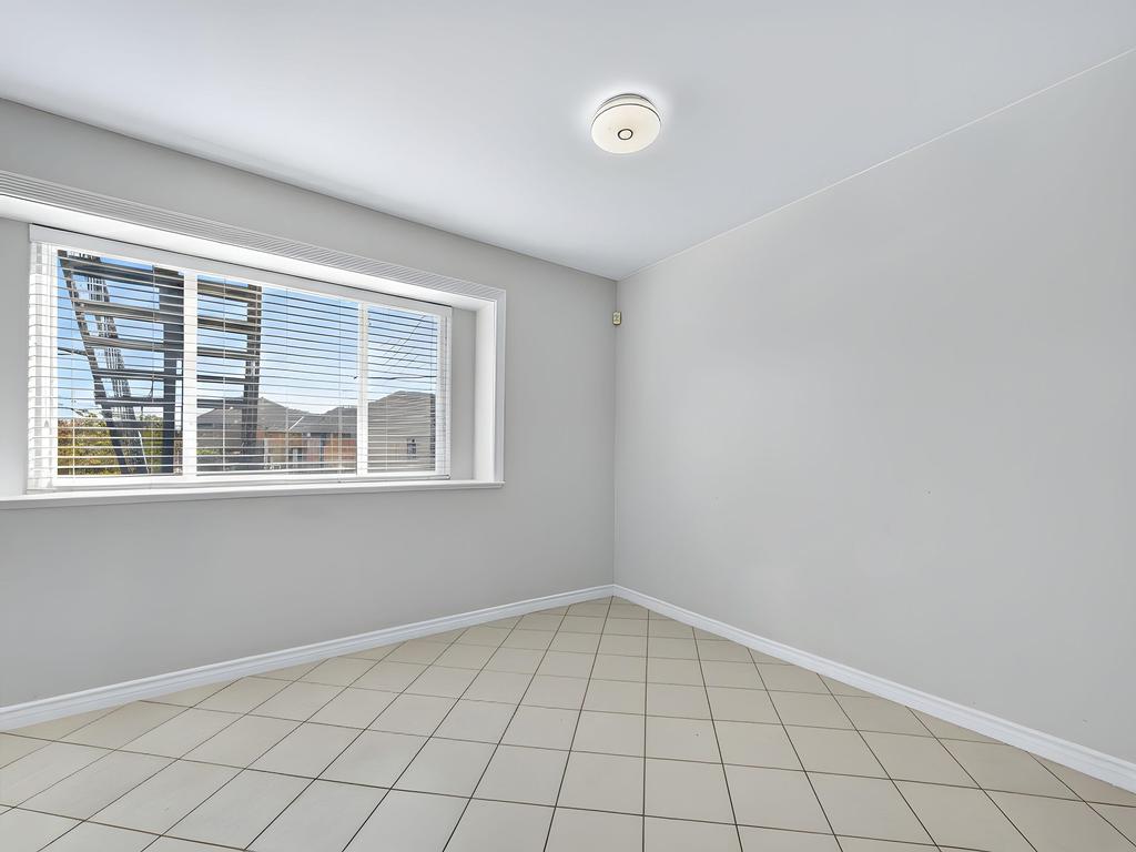 Listing Image for R3105646