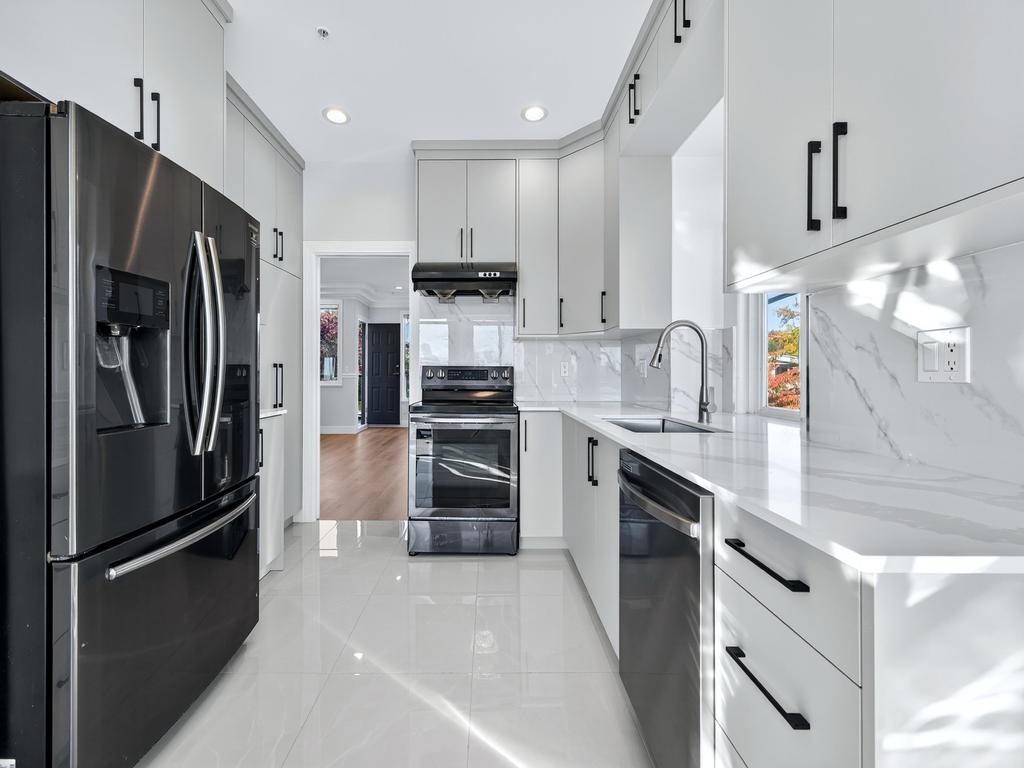 Listing Image for R3105646