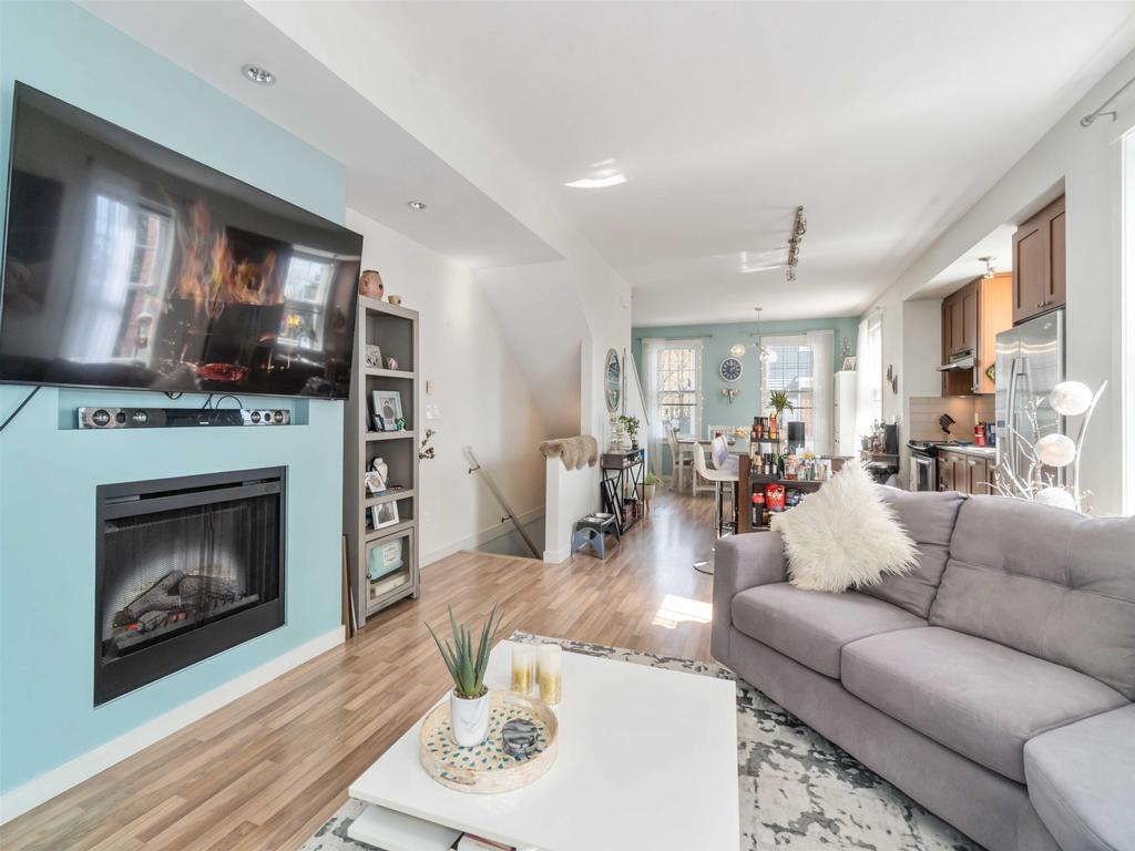 Listing Image for R3105692