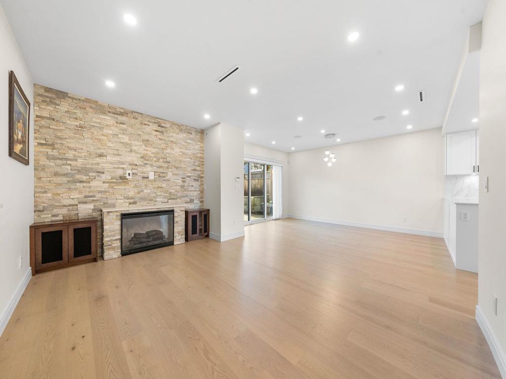 Listing Image for R3105831