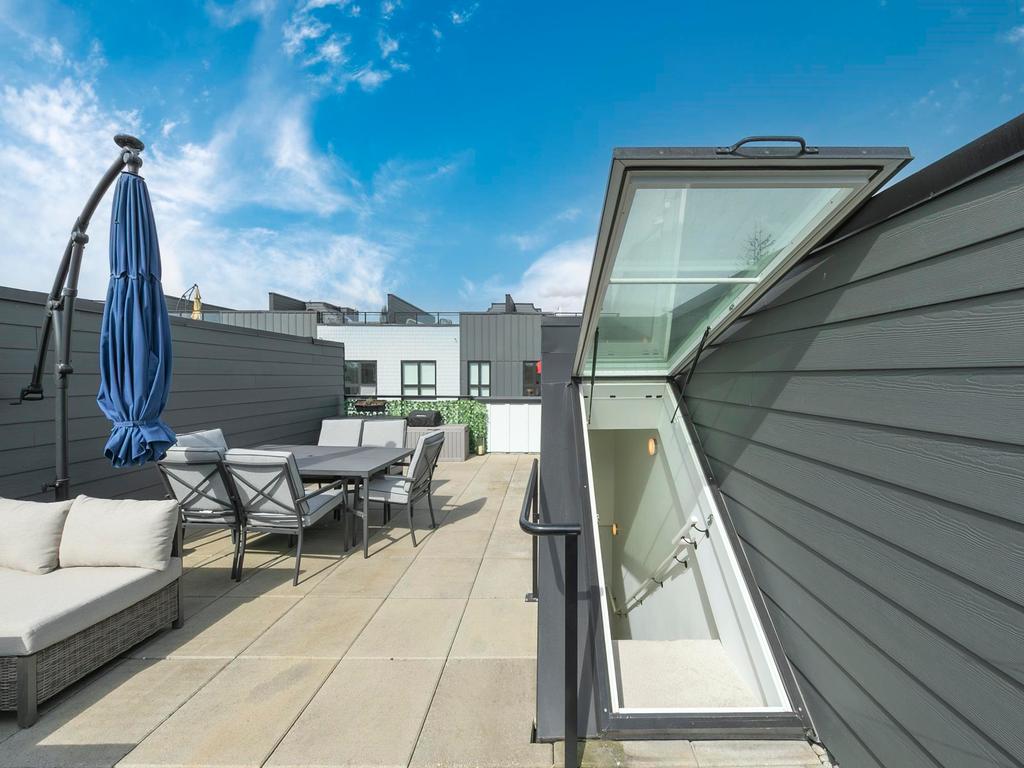 Listing Image for R3105855