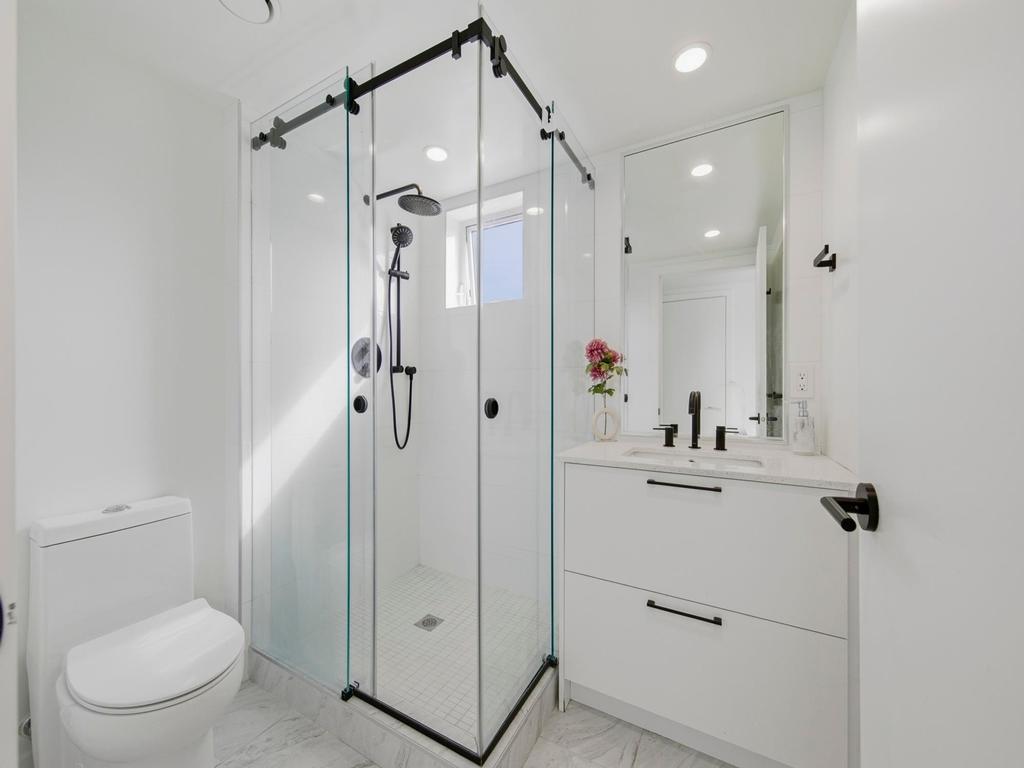 Listing Image for R3105855