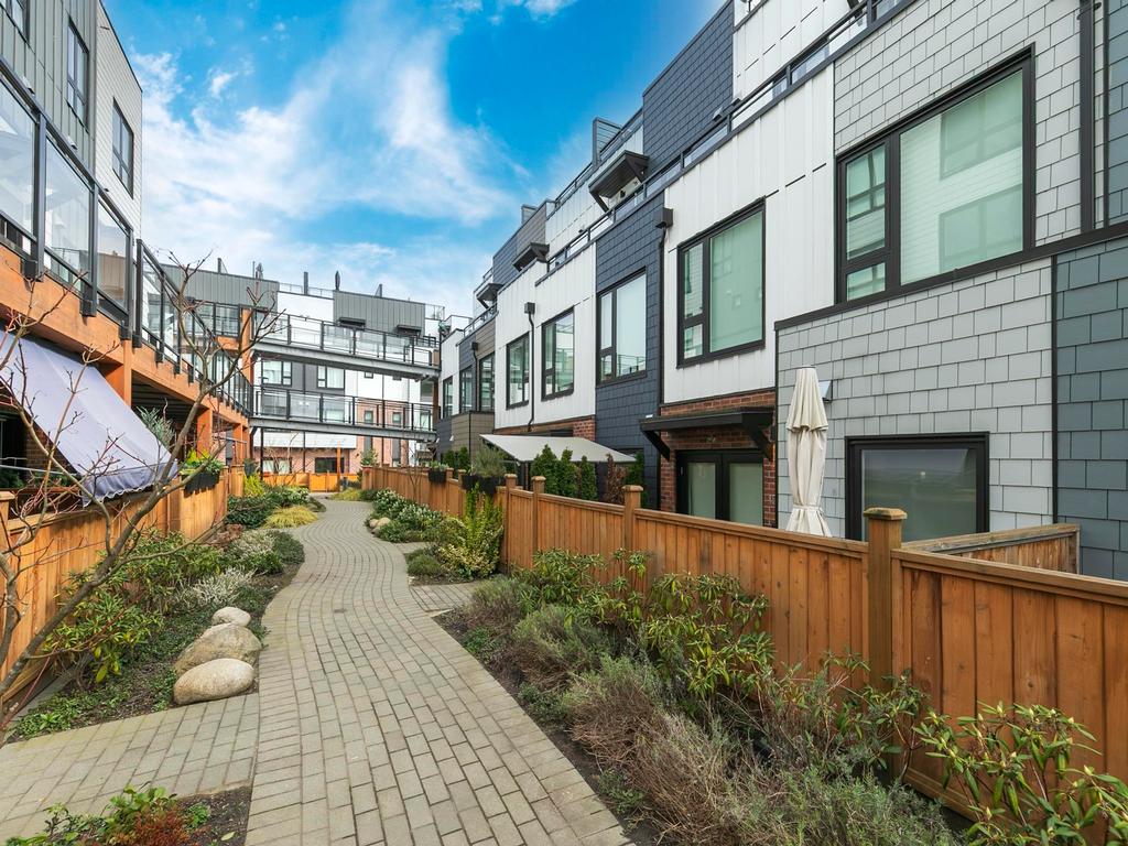 Listing Image for R3105855