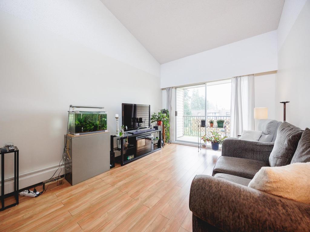 Listing Image for R3105859