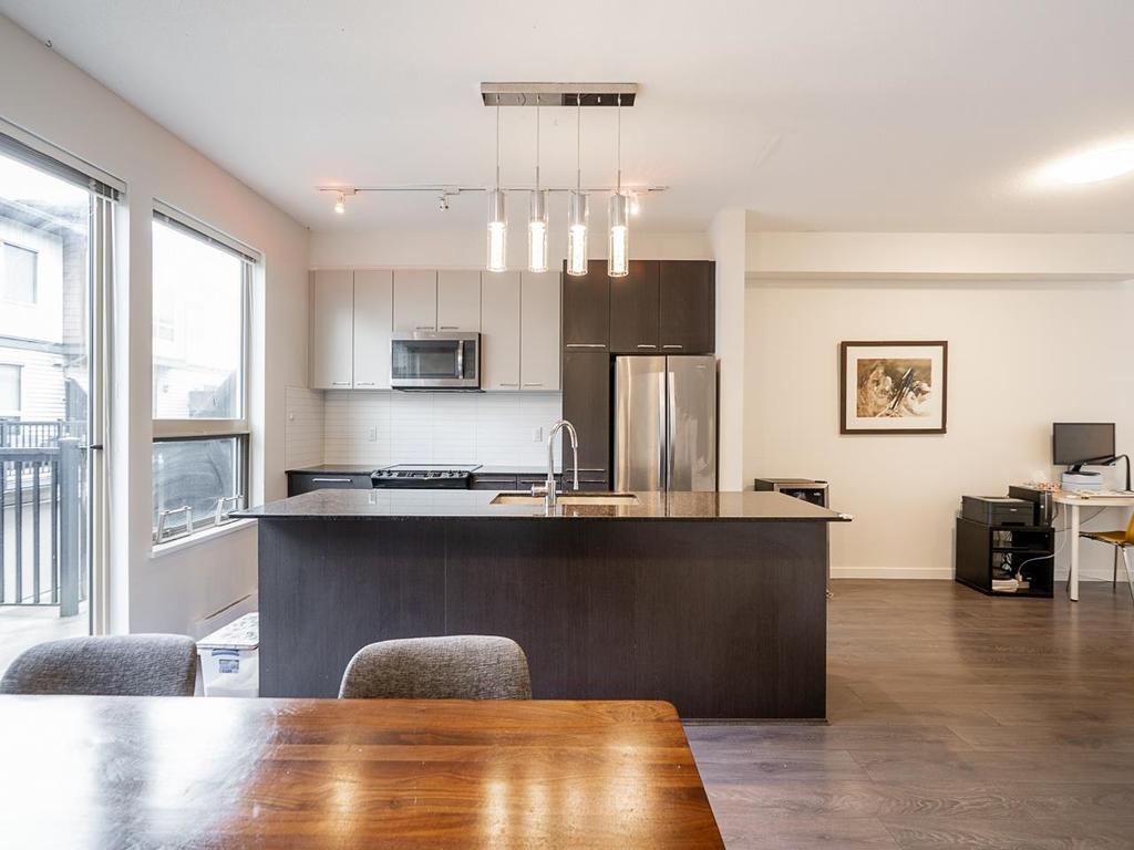 Listing Image for R3105863