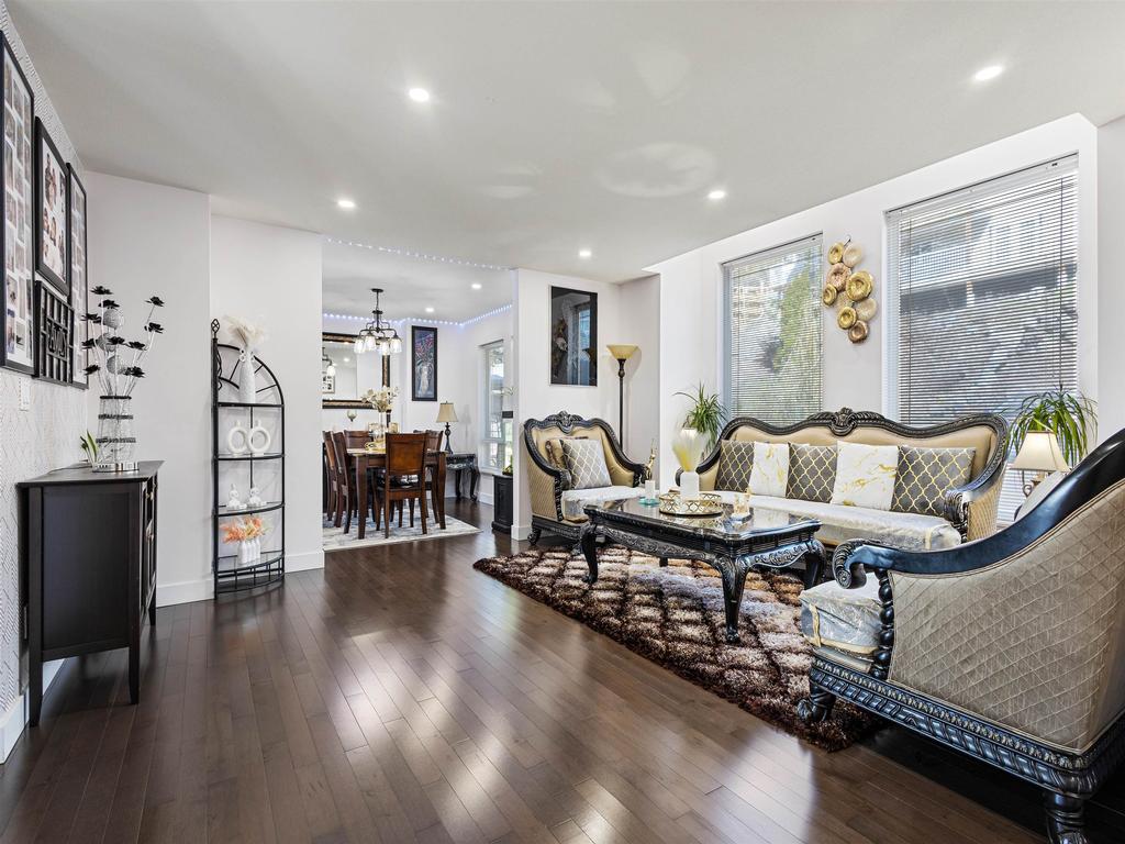 Listing Image for R3105876