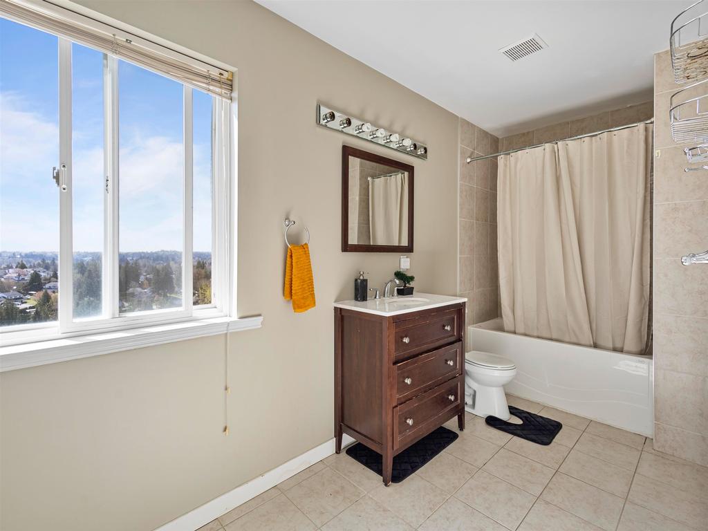 Listing Image for R3105876