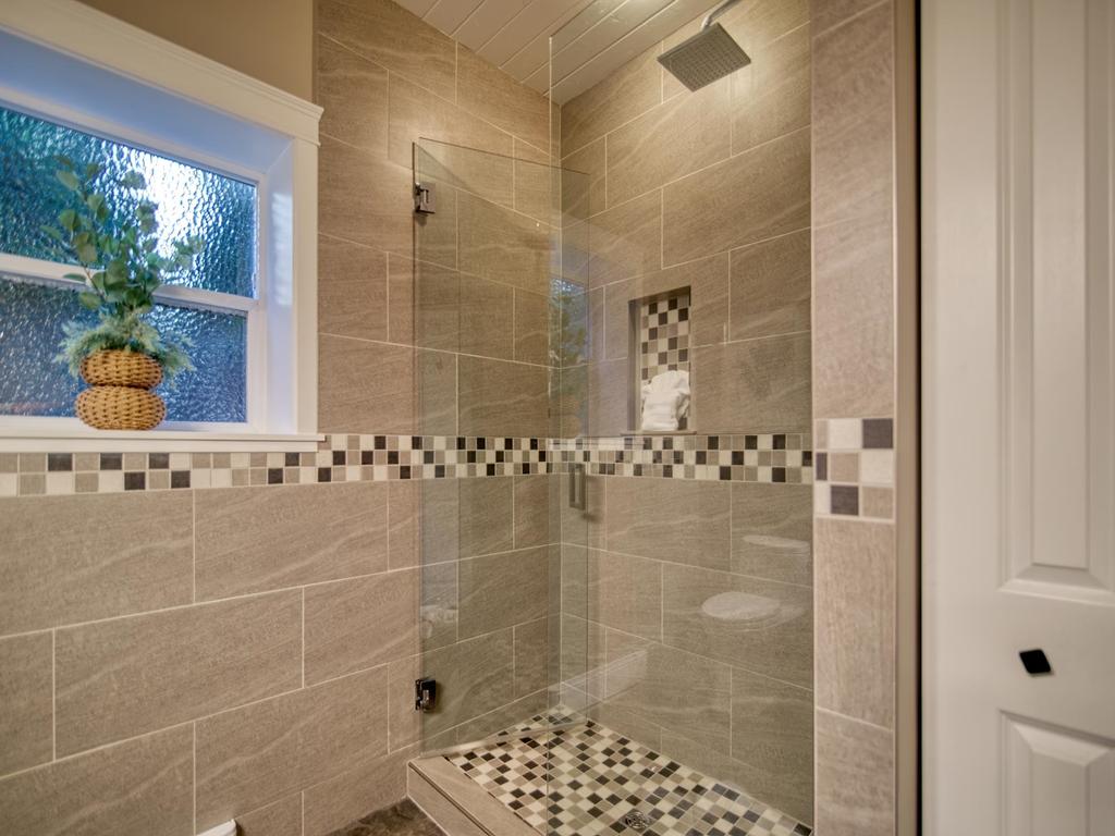 Listing Image for R3105885