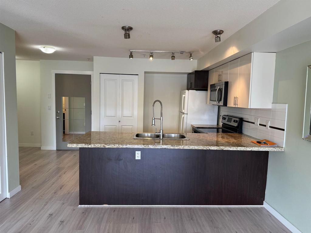 Listing Image for R3105914