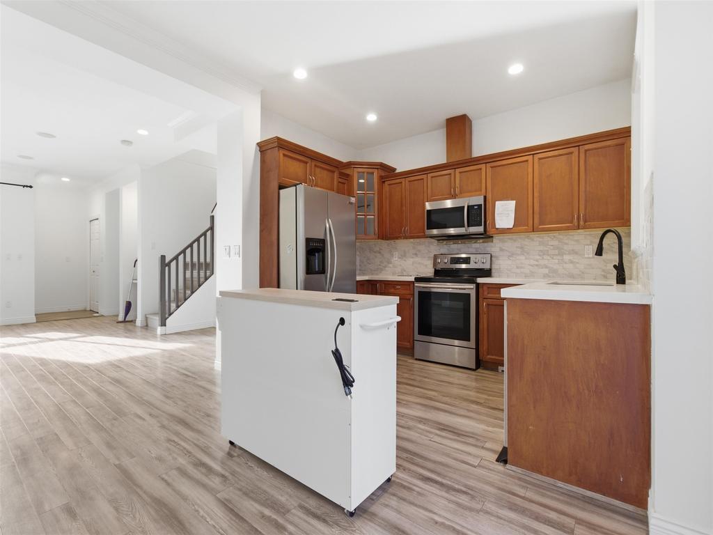 Listing Image for R3105931