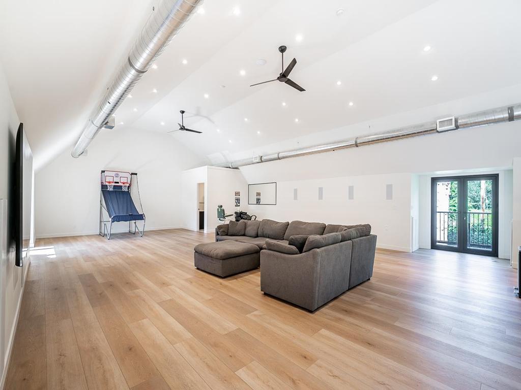 Listing Image for R3105947