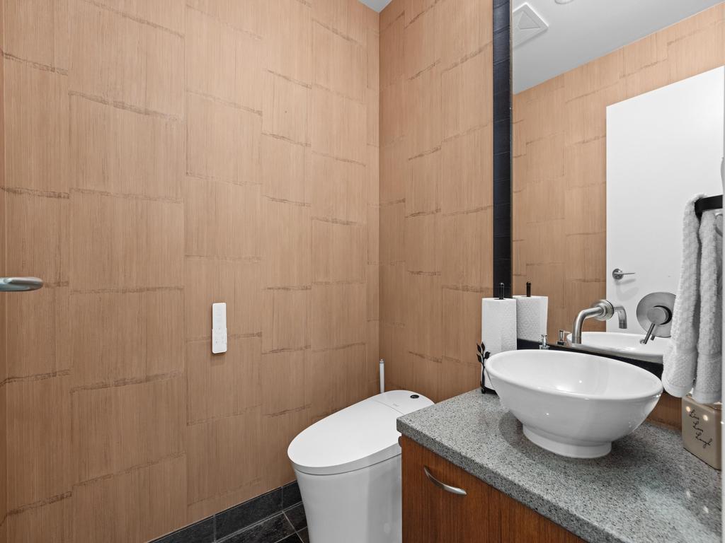 Listing Image for R3105990