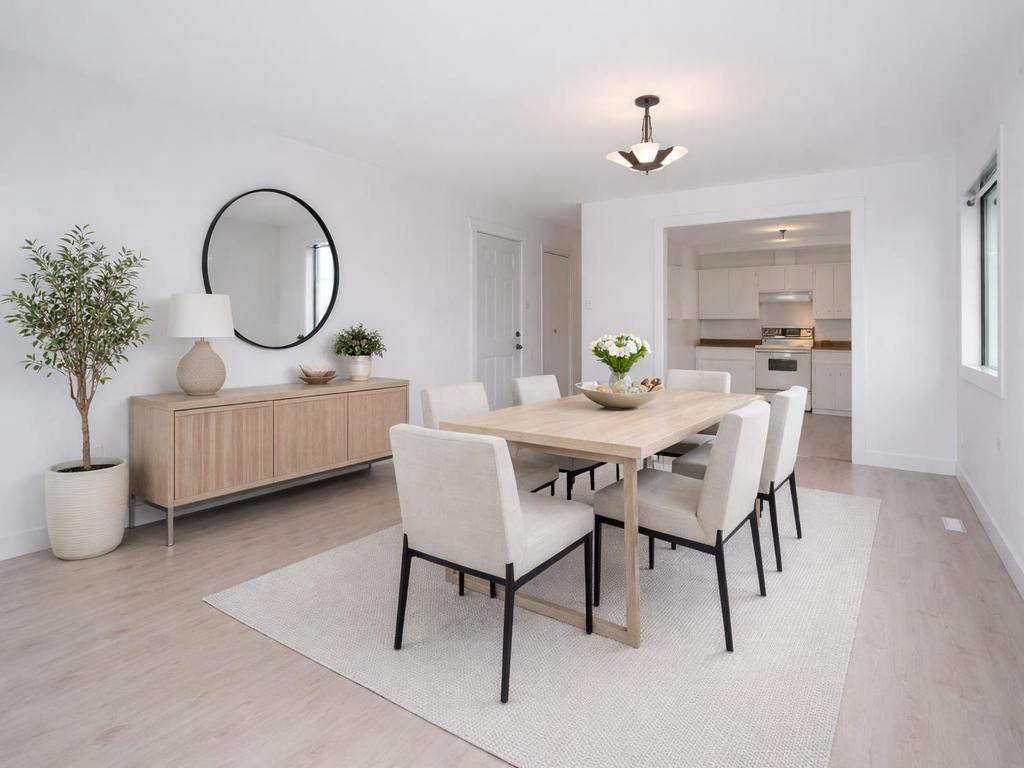 Listing Image for R3106000