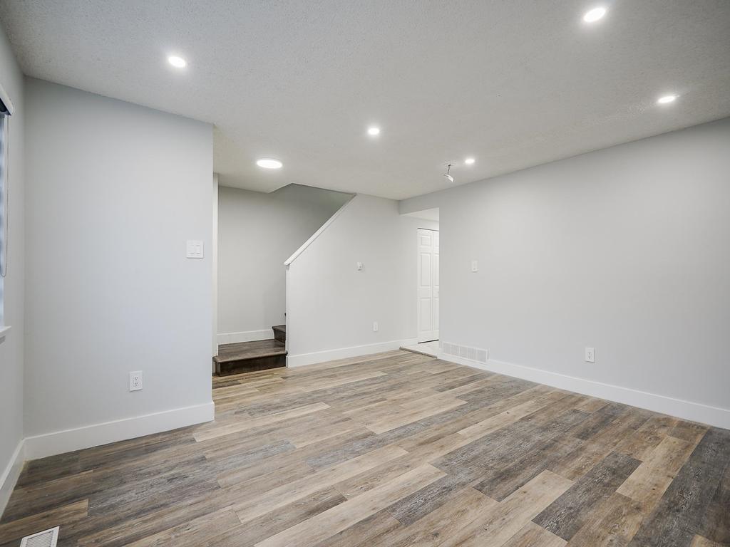 Listing Image for R3106015