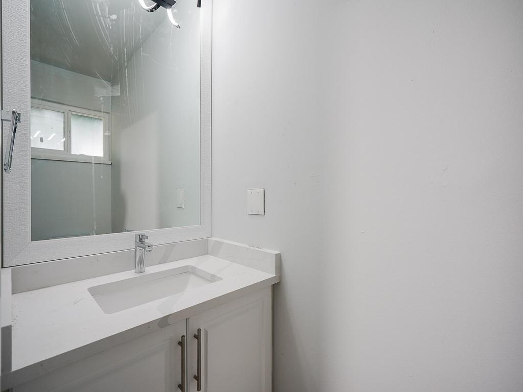Listing Image for R3106015