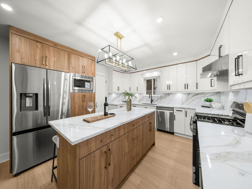 Listing Image for R3106020