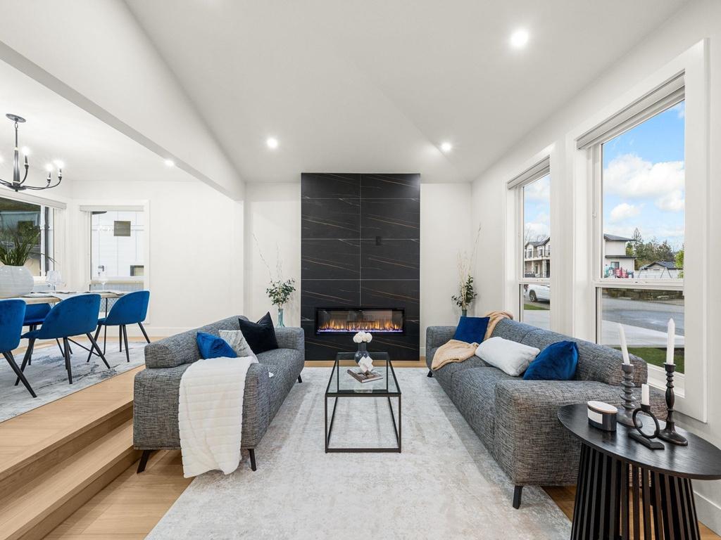 Listing Image for R3106020