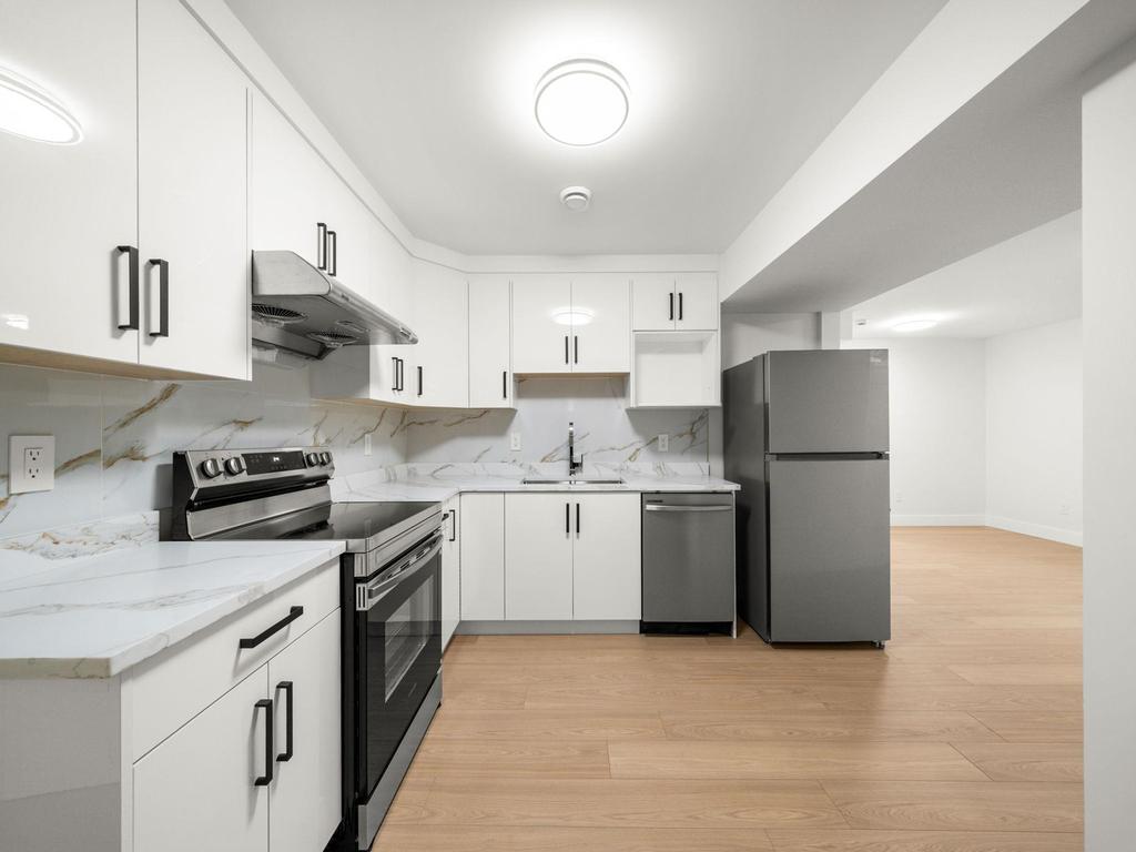 Listing Image for R3106020