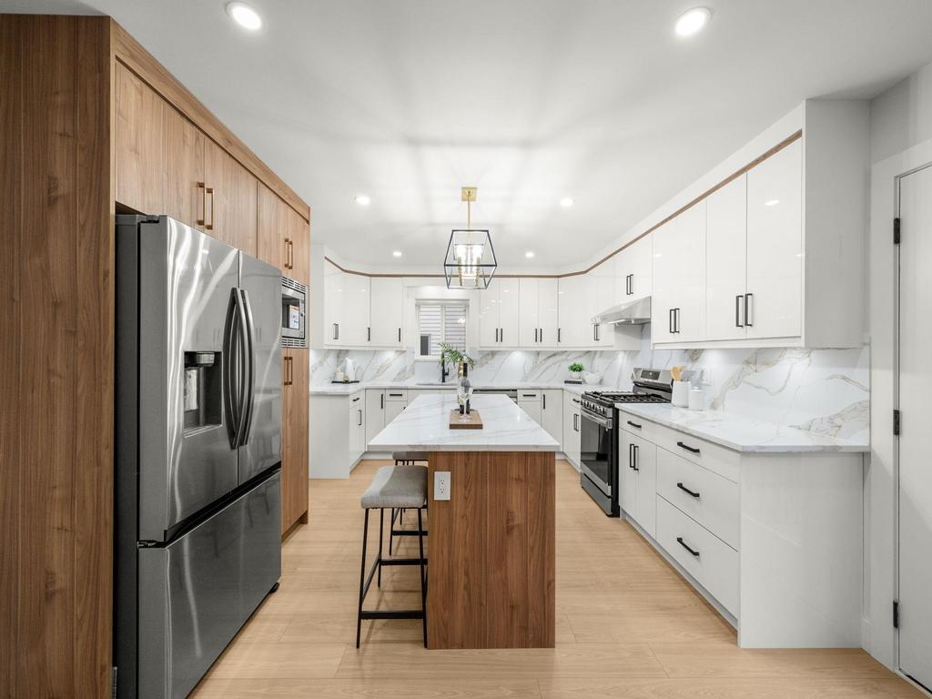 Listing Image for R3106020