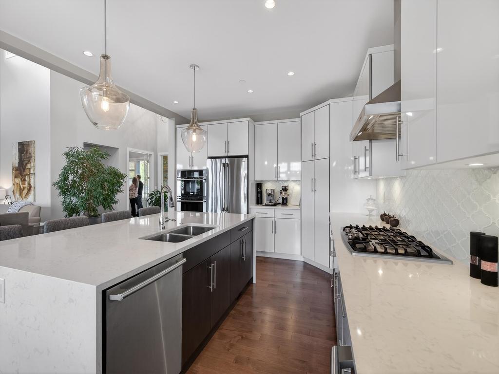 Listing Image for R3106022