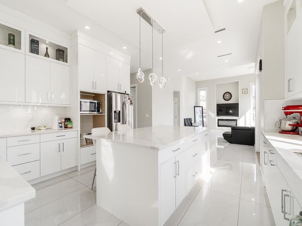 Listing Image for R3106298