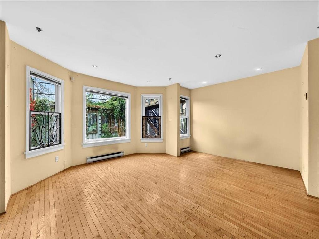 Listing Image for R3106308