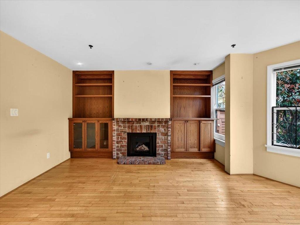 Listing Image for R3106308