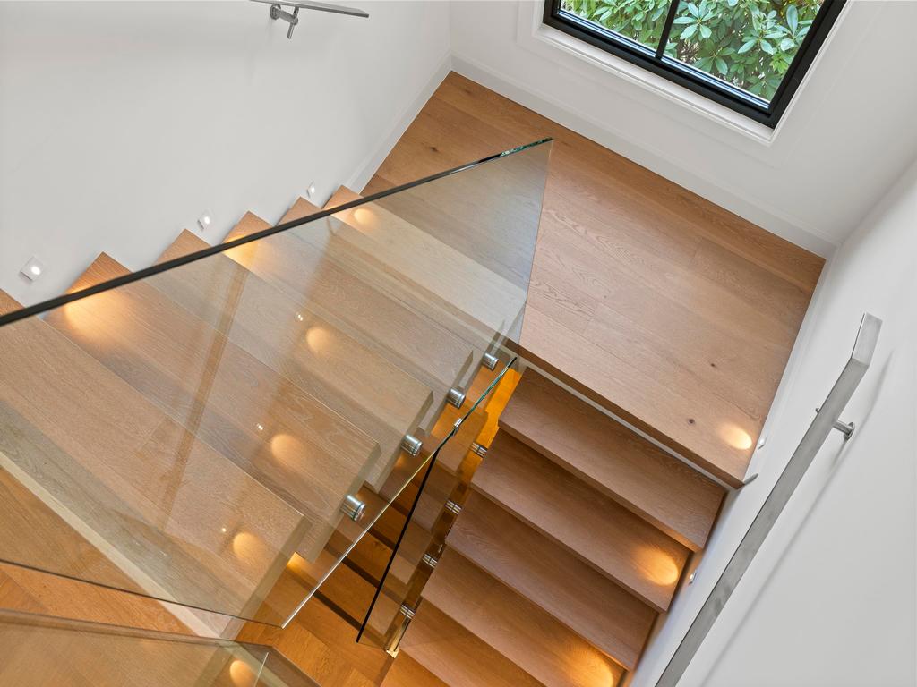 Listing Image for R3106324