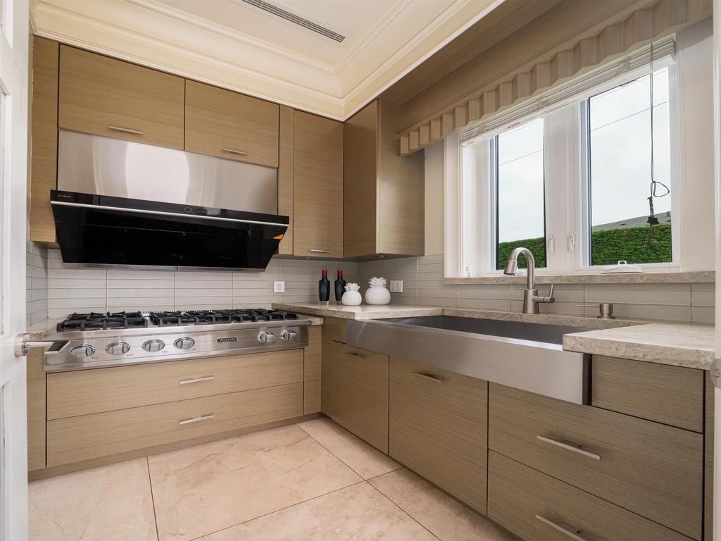 Listing Image for R3106433