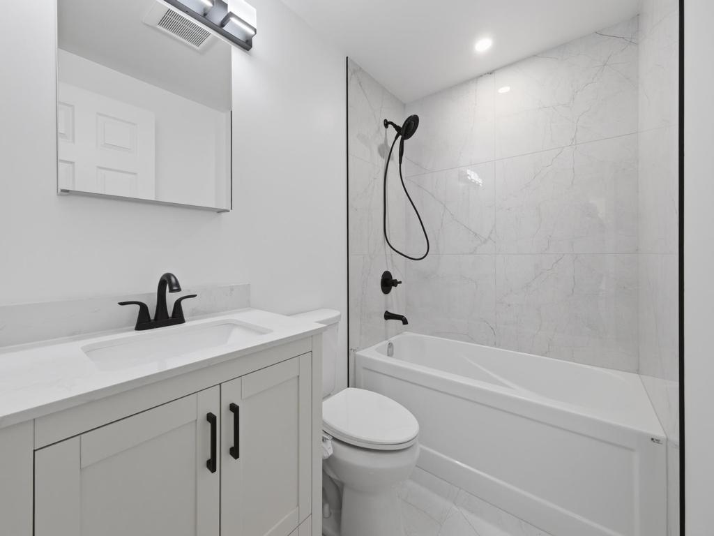 Listing Image for R3106438