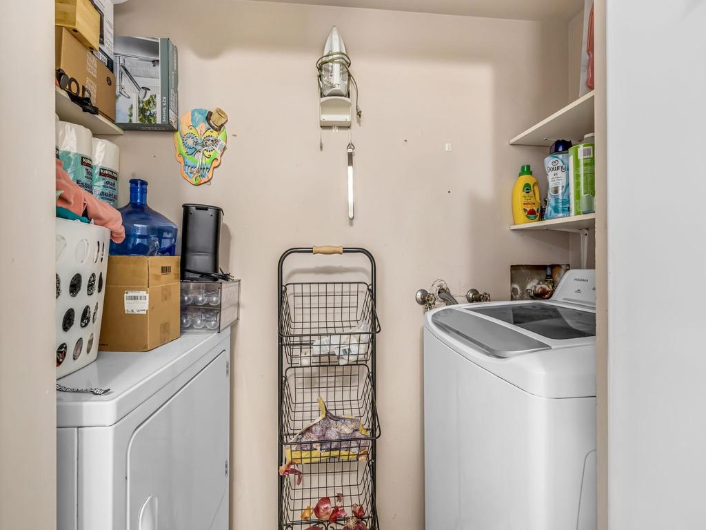 Listing Image for R3106600