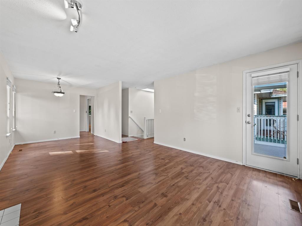 Listing Image for R3106628