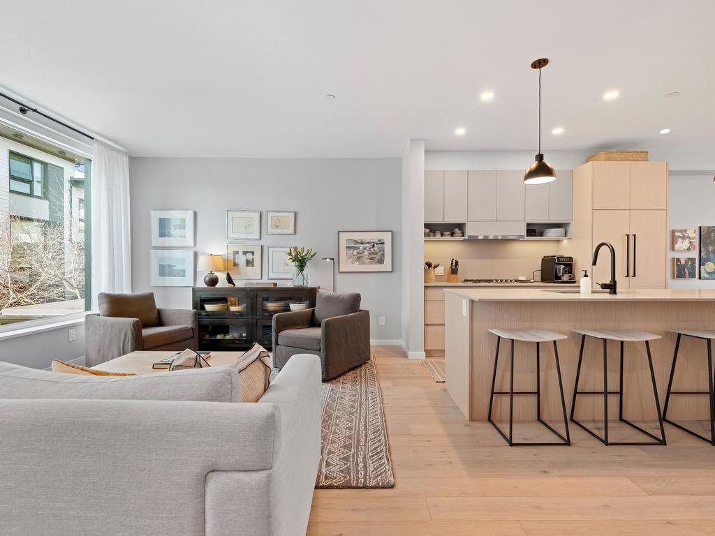 Listing Image for R3107011