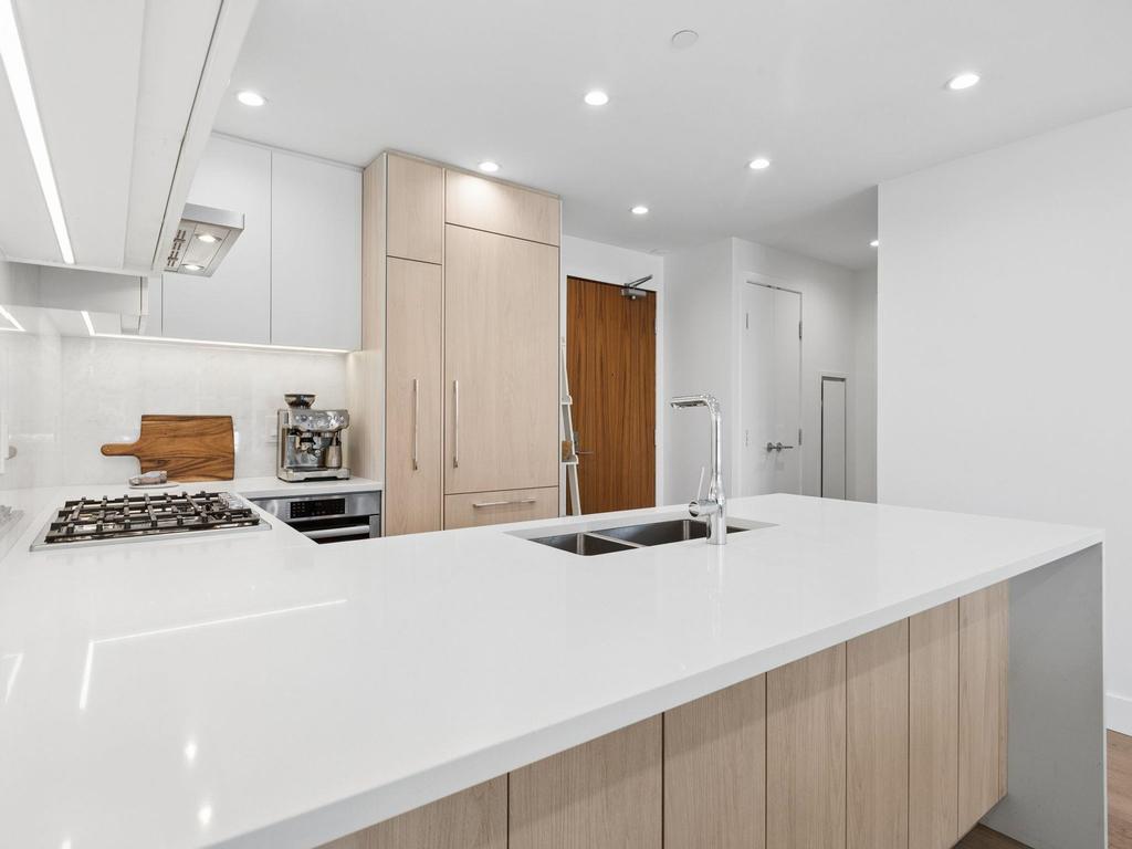 Listing Image for R3107012