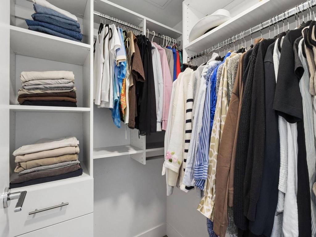 Listing Image for R3107012