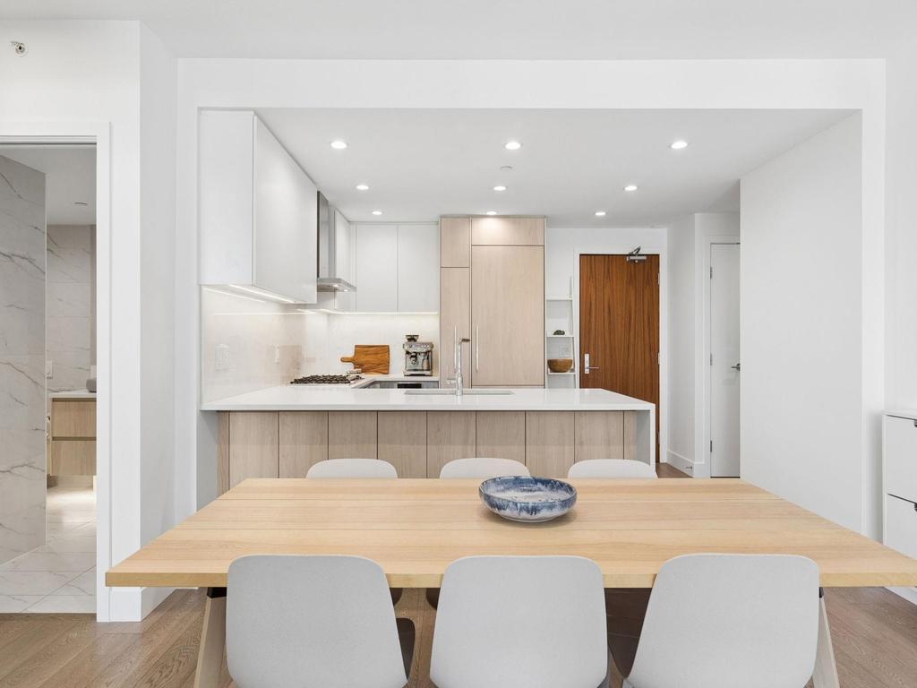 Listing Image for R3107012