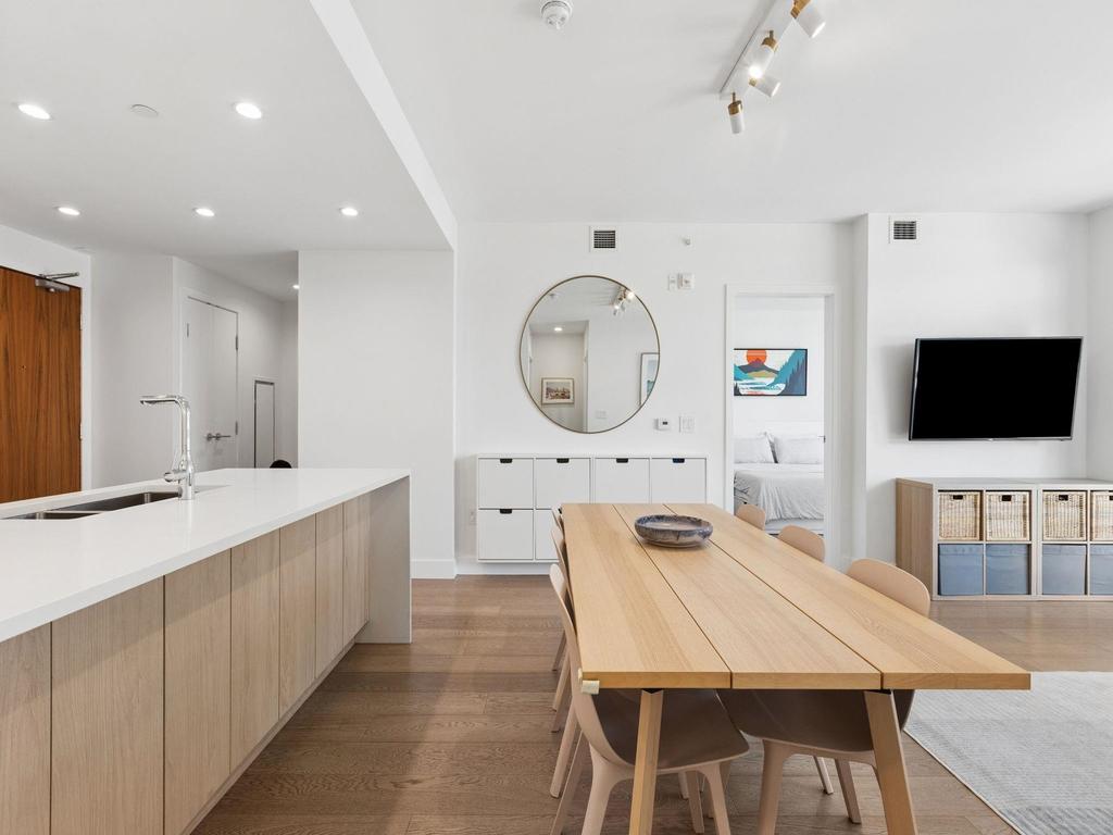 Listing Image for R3107012