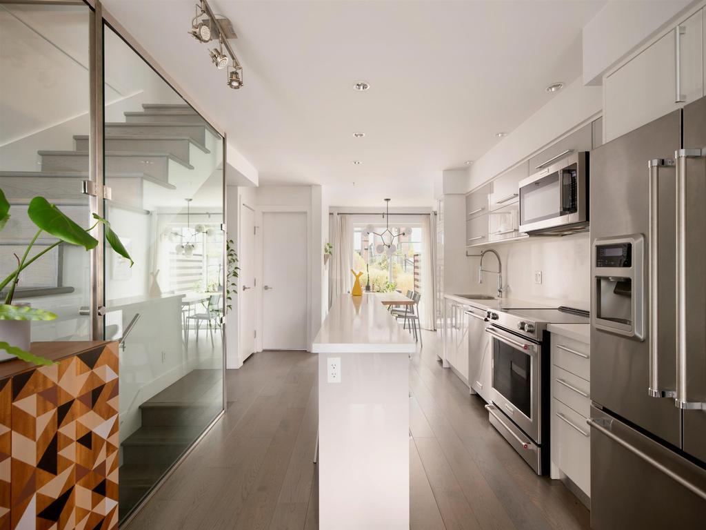 Listing Image for R3107021