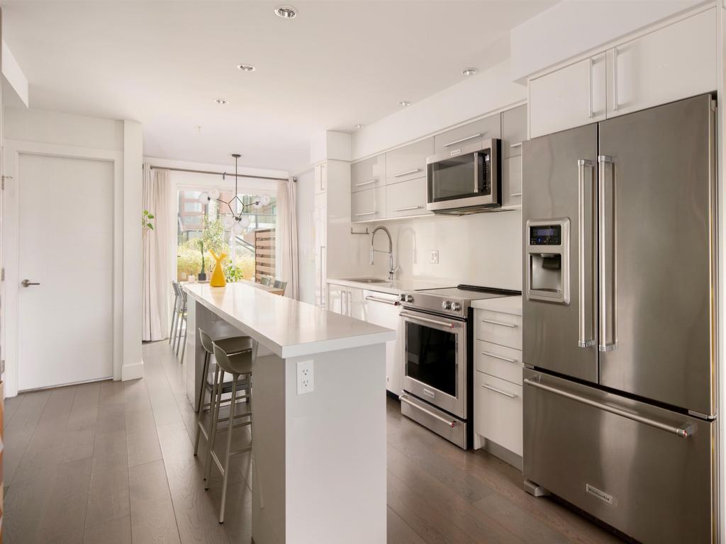 Listing Image for R3107021