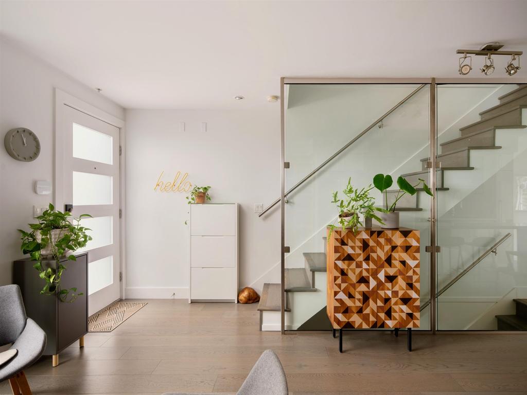 Listing Image for R3107021