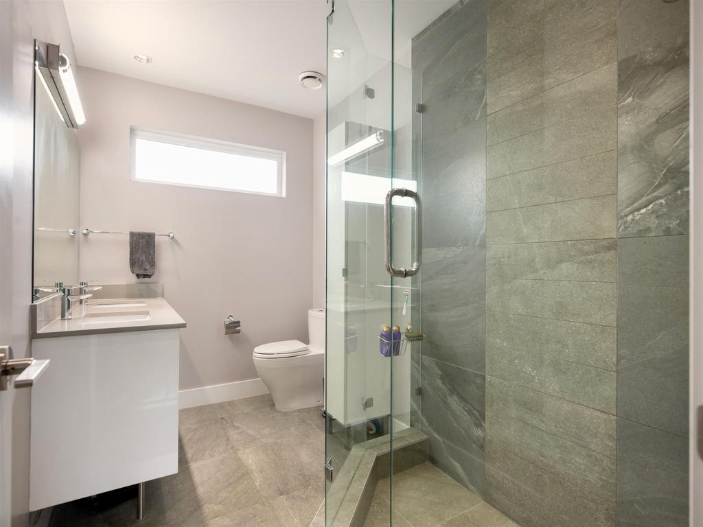 Listing Image for R3107021