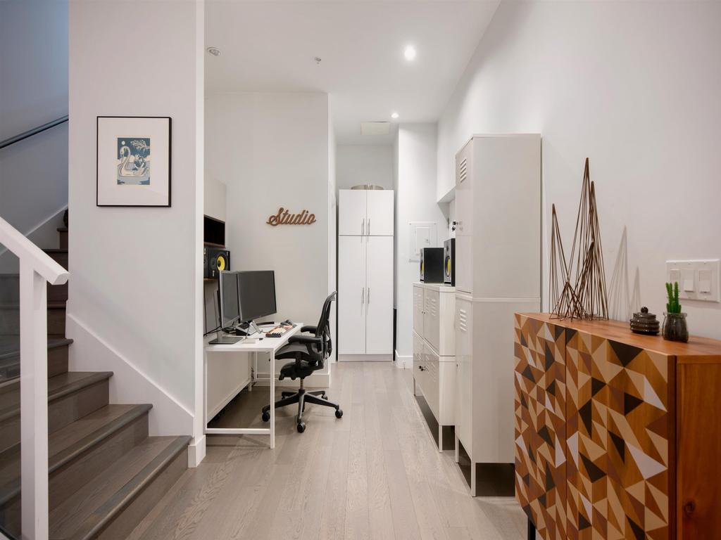 Listing Image for R3107021