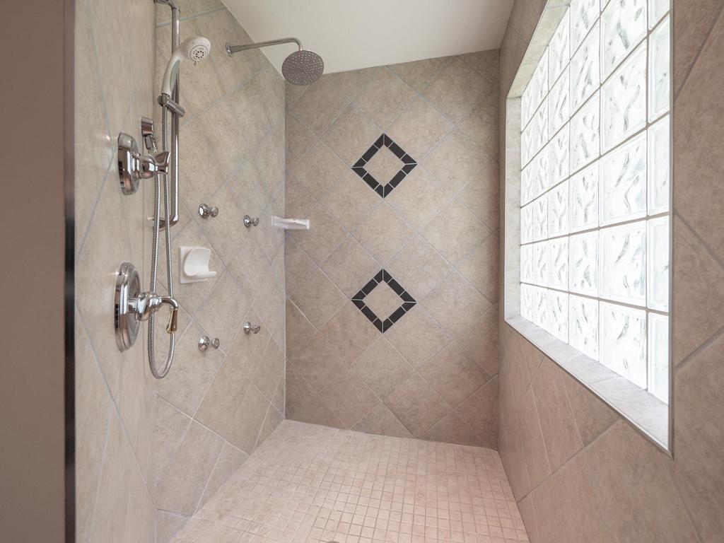 Listing Image for R3107040