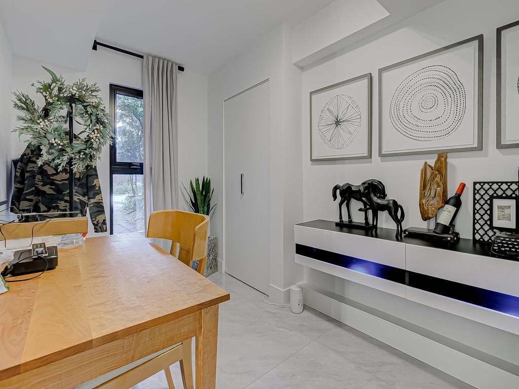 Listing Image for R3107073