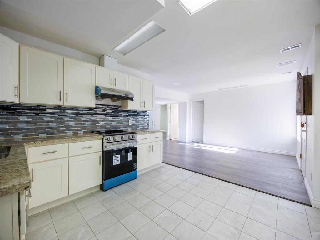 Listing Image for R3107127