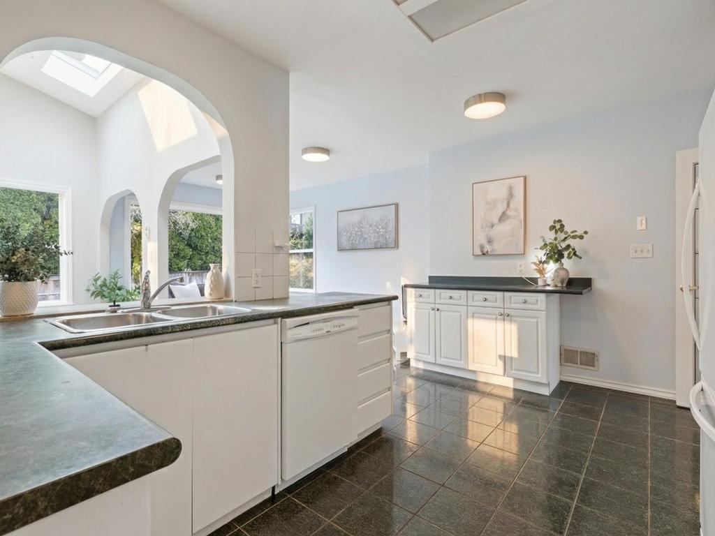 Listing Image for R3107169