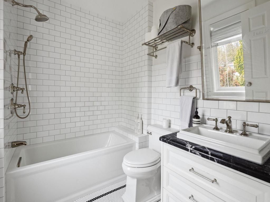 Listing Image for R3107335