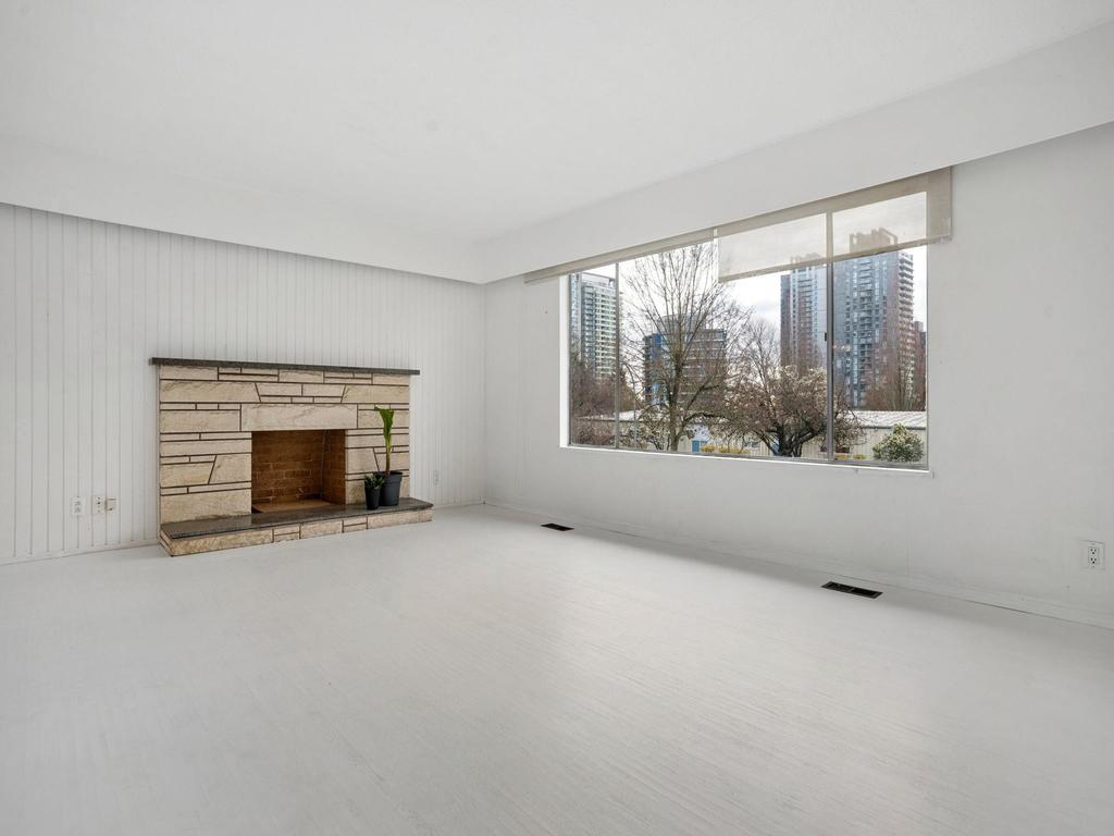 Listing Image for R3107338